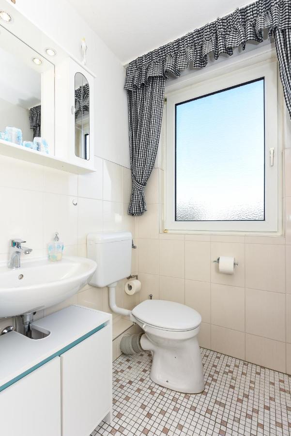 Ferienwohnungen Wind & Meer Neuharlingersiel Bagian luar foto